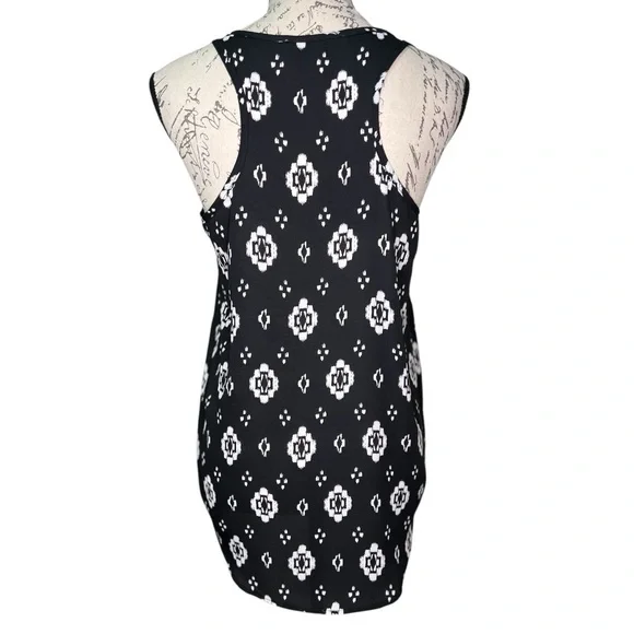Olive & Oak Sleeveless Tank Top Black and White Size XS - Picture 7 of 16